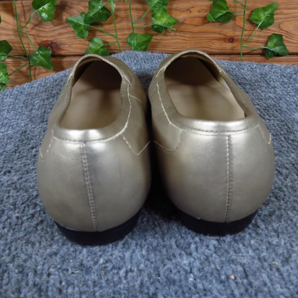 Feather Lite Freedom Women Loafer 7.5 Dress Professional Gold Metallic Leather